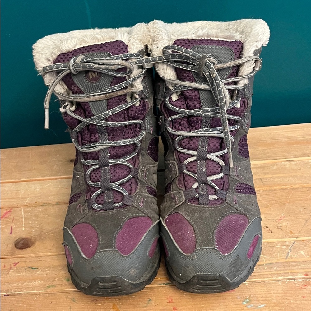 Merrell Women's Gray and Purple Winter Boots